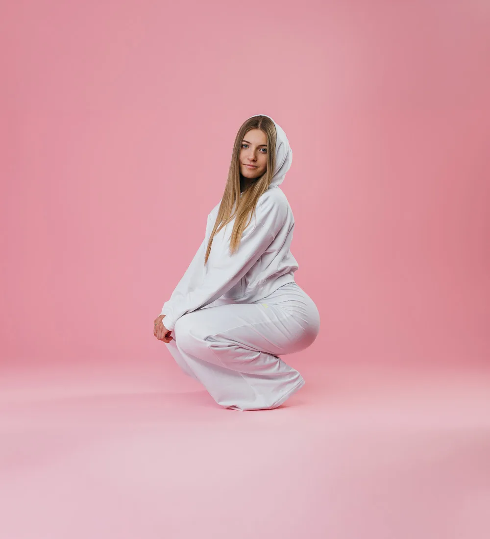 Hoodie- White